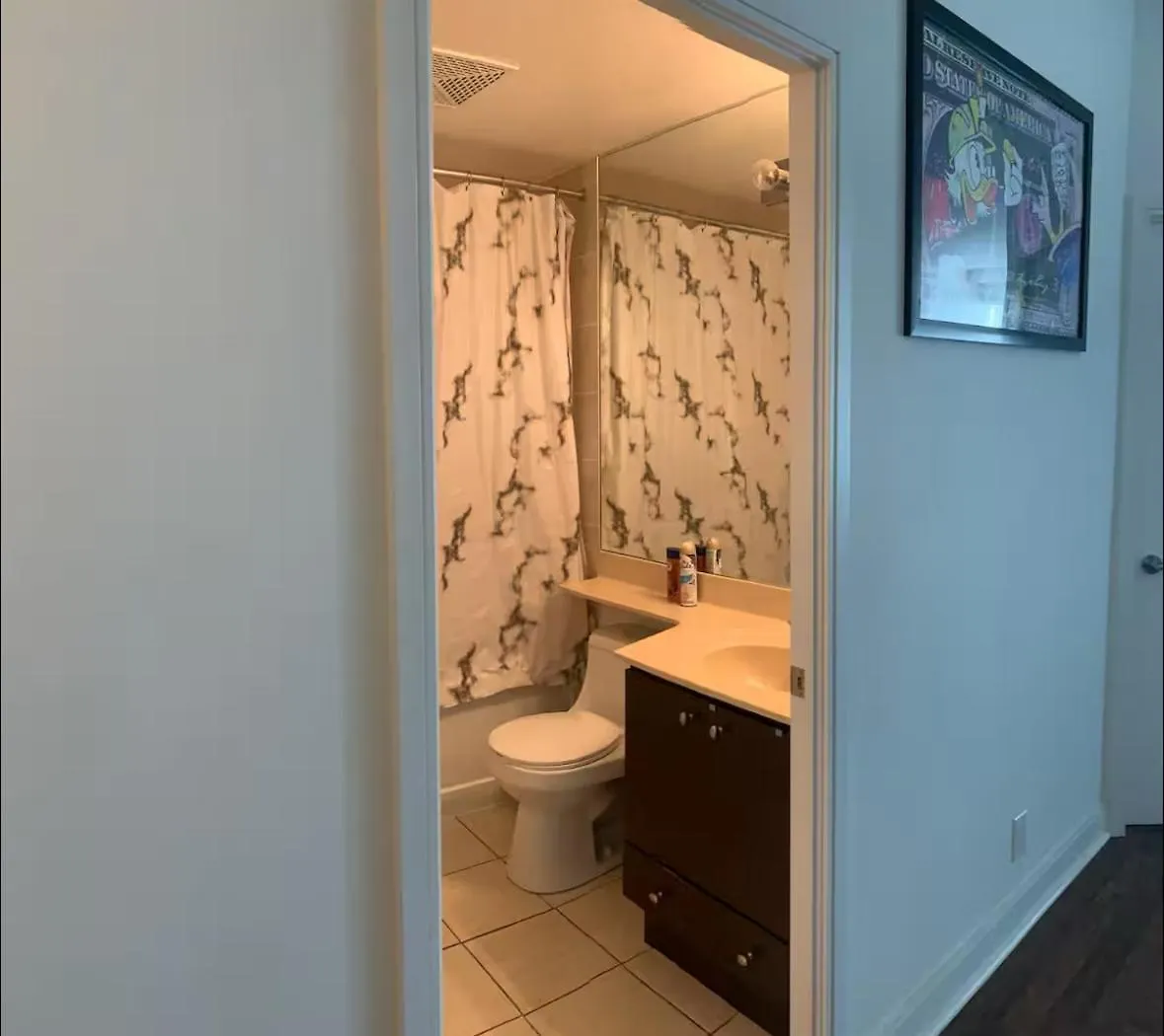 Modern Suite At Upten Condo Calgary 0*,